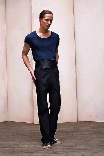 Look 11